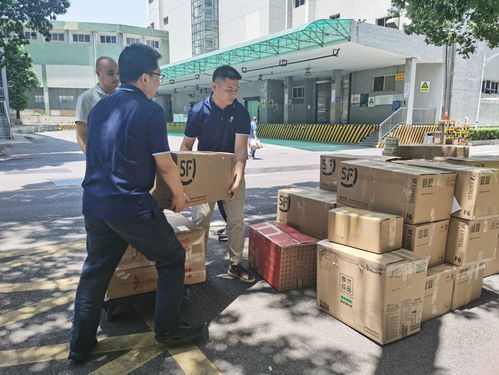 湖南中烟长沙卷烟厂积极开展 先锋示范 书香润心 公益捐书活动