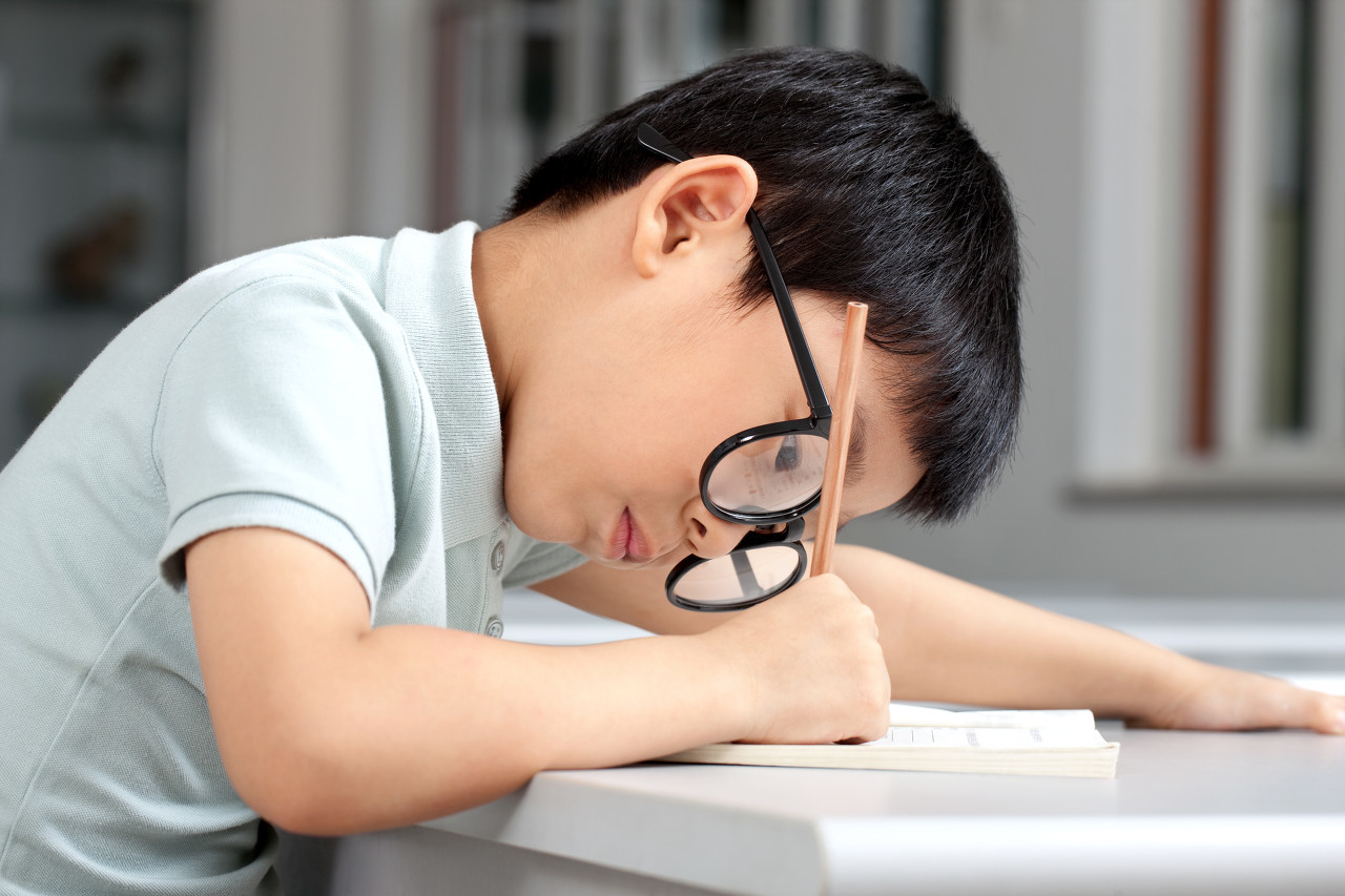 如何能让孩子做题前先读题,而不是敷衍看一遍?