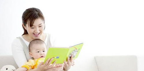 夜晚的欢乐时光 吸管游戏带来的家庭笑声